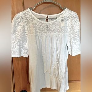 NWT Loft lace tshirt size M